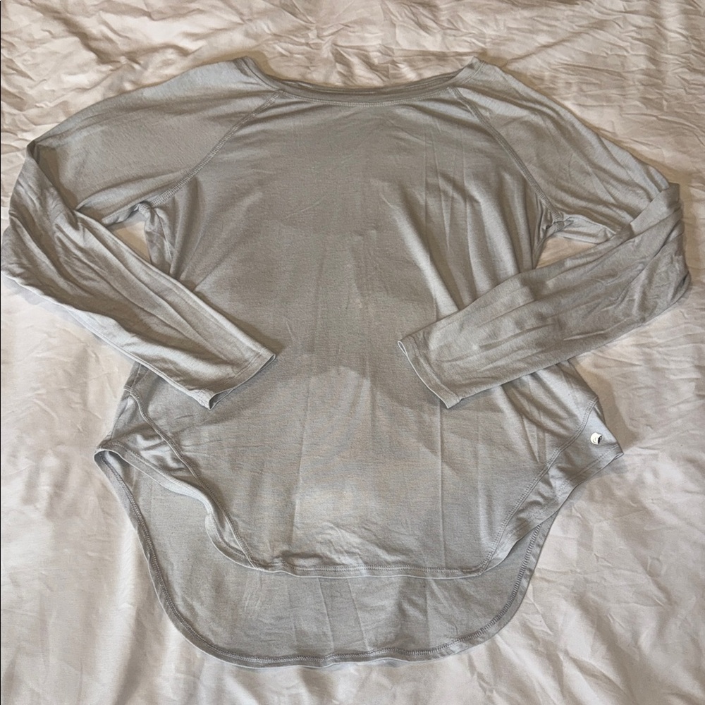 Apana Lightweight Long Sleeve Tunic Top – High-Low Hem – Gray – Size S